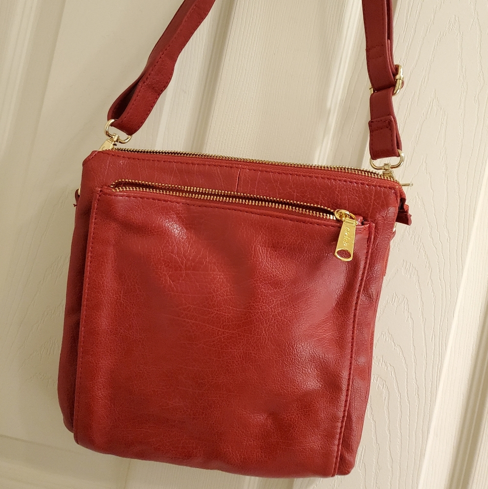 Red Purse - Picture 2 of 4